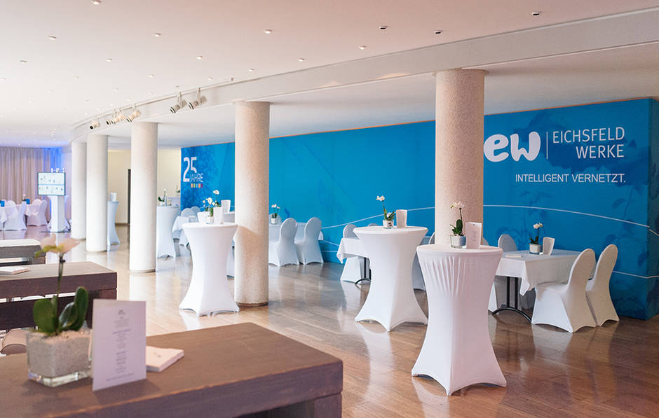 Studio1® als Eventprofi - Raumgestaltung Festakt 25 Jahre Eichsfeldwerke